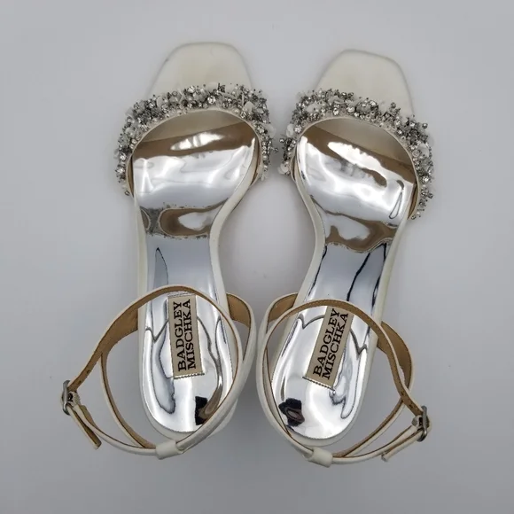 Badgley Mischka Telissa Kitten Heel Sandals, Soft White, Women's Size 9.5 - Picture 14 of 16